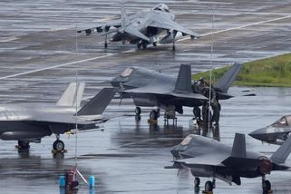 USA v Karibiku soustřeďují mohutné síly, přesunou tam i letouny F-35A - Novinky
